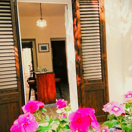 Domus Vetriera Appartement Palermo Buitenkant foto