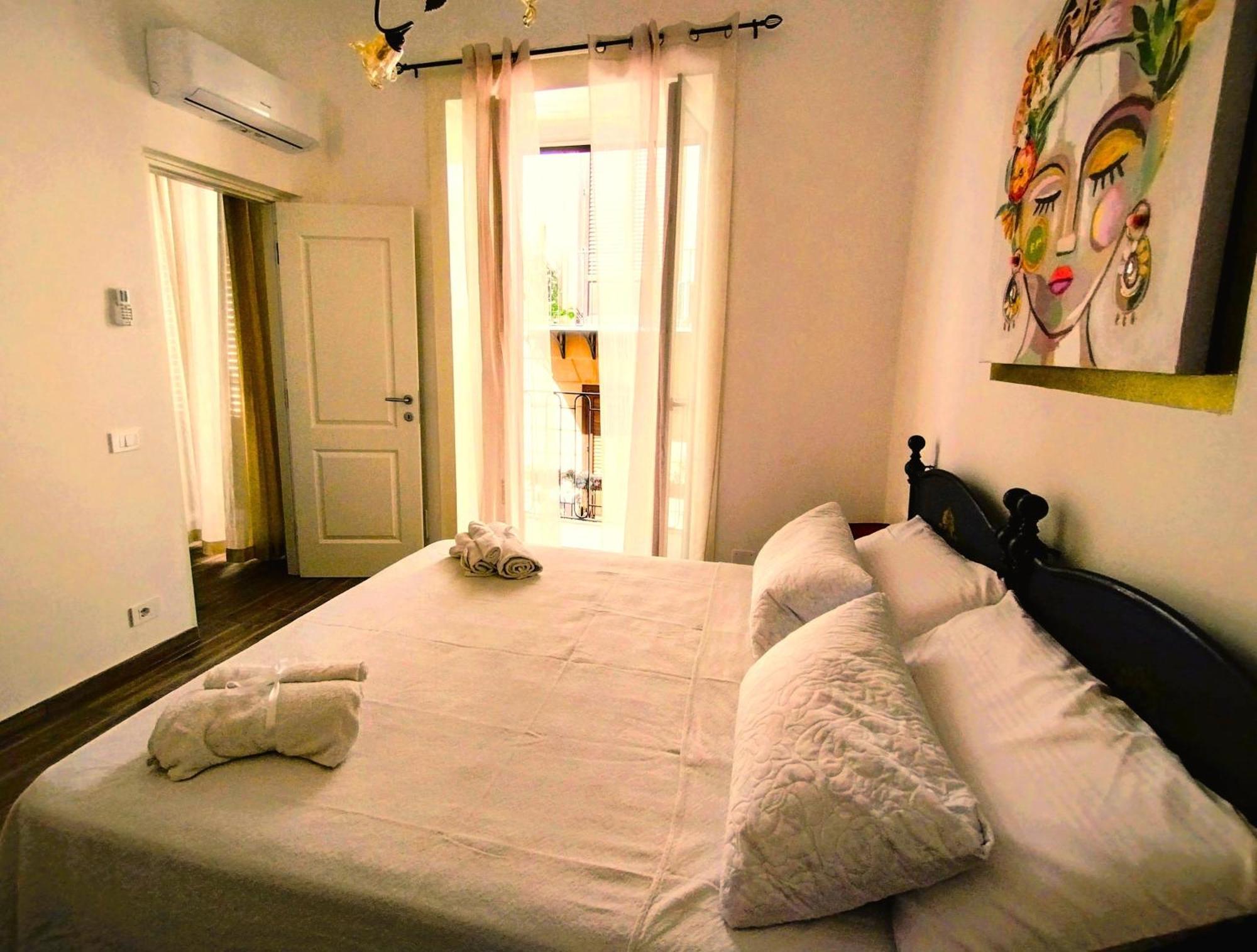 Domus Vetriera Appartement Palermo Buitenkant foto